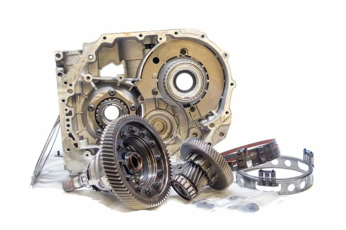 Разобранная акпп. Автоматическая трансмиссия. Btr m74le. Дсг коробка мерседес. Ремонт акпп трансмиссия.