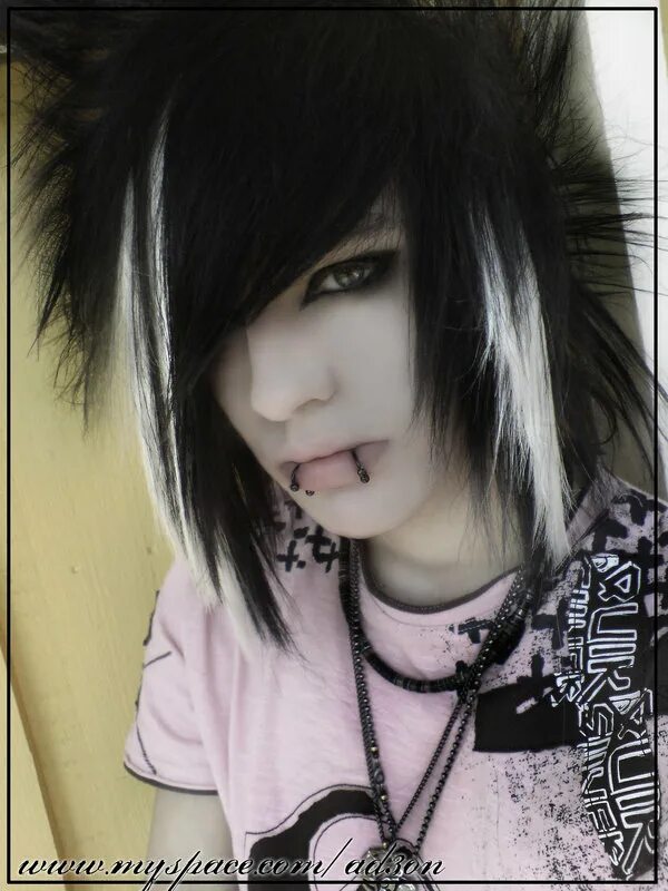 Панки неформалы. Ребенок панк. Ребенок панк. Эмо нефор панк 2020. Маленький нефор.