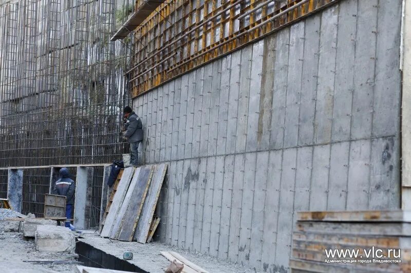 Стеновая владивосток. Подпорные стены Владивосток. Подпорные стенки Владивостока. Опорная стенка Владивосток. Опорные стены Владивосток.