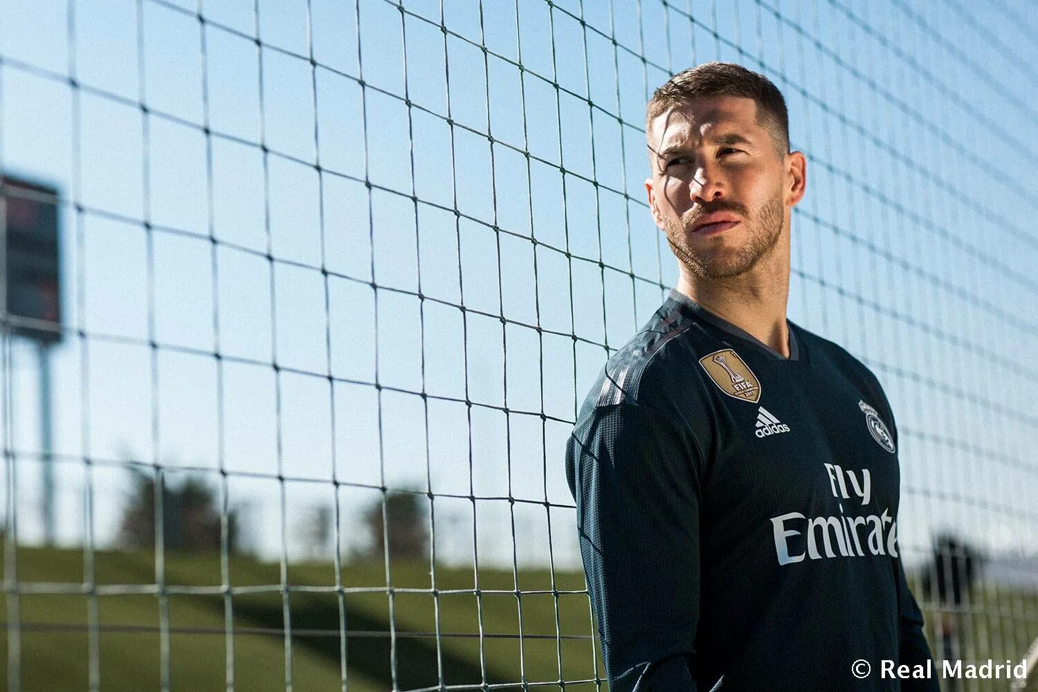 Форма реала 2018. Реал мадрид 2018. реал мадрид 201819. форма real madrid 2018. real madrid 2018 kit.