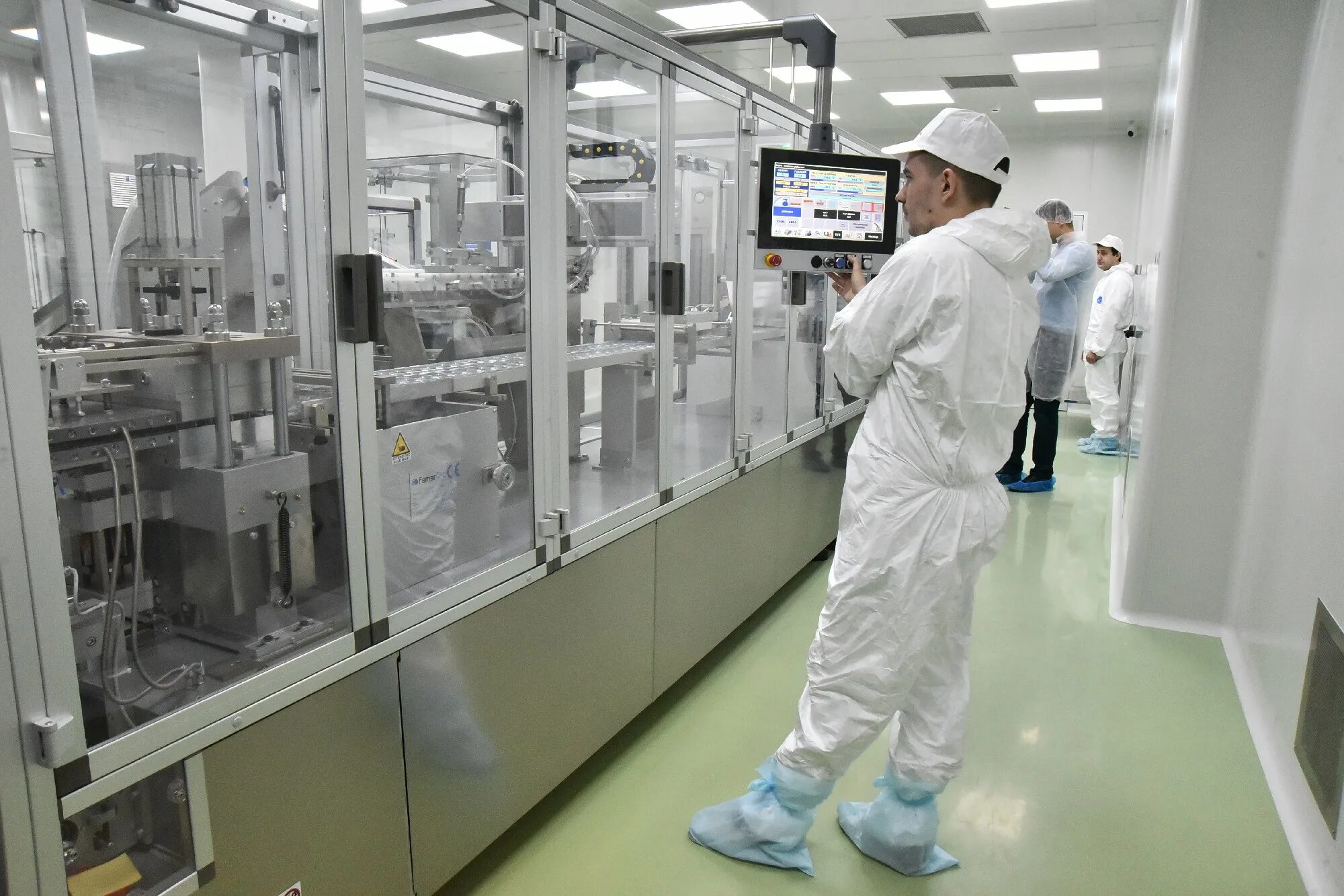 Китайские концерны. Коронавирус вакцина завод. Предприятие по производству вакцин. Завод вакцина спутник v. Форт биофармацевтическая компания рязань.