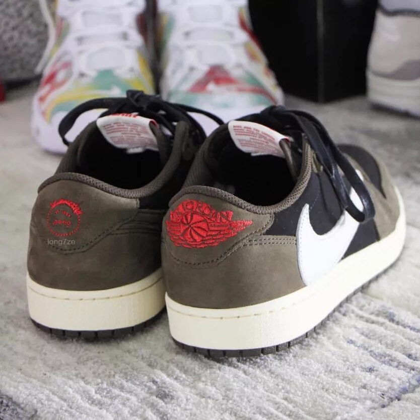 Travis scott jordan 1 low og