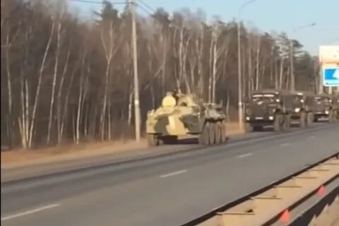 В 9 едут