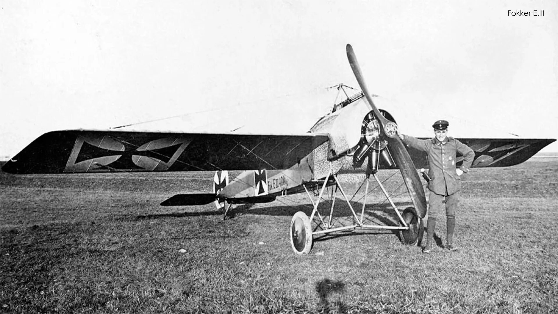 Фоккер е3. Самолет Фоккер е3. Фокер аундекер самолет. Самолёт Fokker e.III.