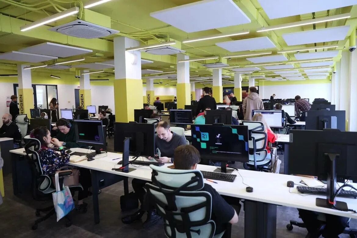 It зона в школе. Школа 21 сургут. Школа программирования сургут. Академия волшебства, сургут. Школа программирования 21 сургут.