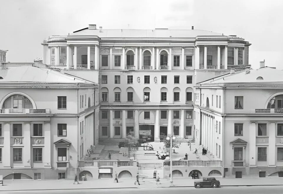 Дом анненковых. Доходный дом щербатова на новинском бульваре. дом князя щербатова на новинском бульваре. доходный дом-особняк князя с. а. щербатова (а. таманян, 1912 - 1913). таманян дом щербатова.