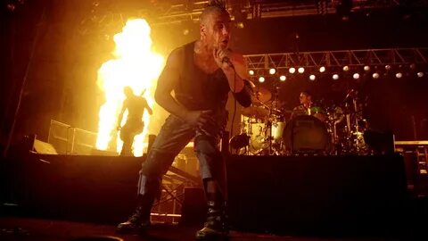 2001 live