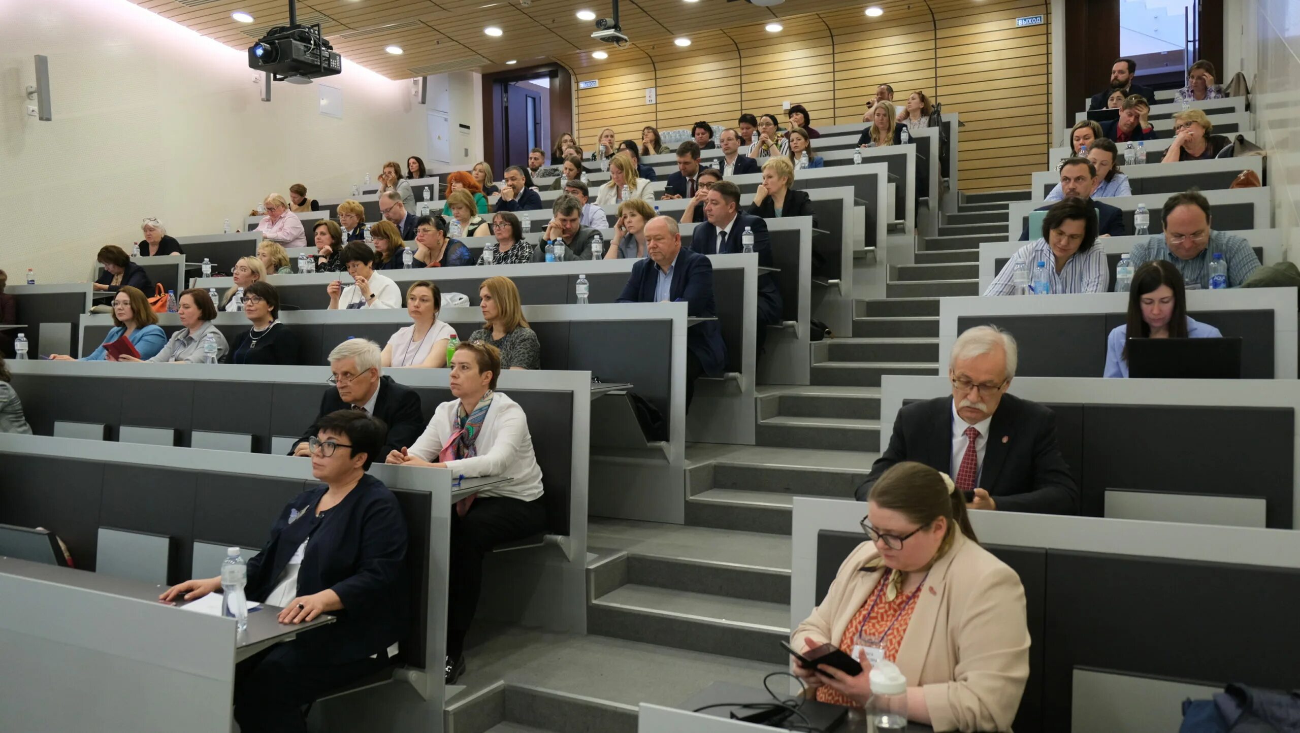 высшая школа экономики международное сотрудничество. менеджмент санкт петербург. факультет менеджмента. съезд по механике санкт-петербург. вшм спбгу петергоф.