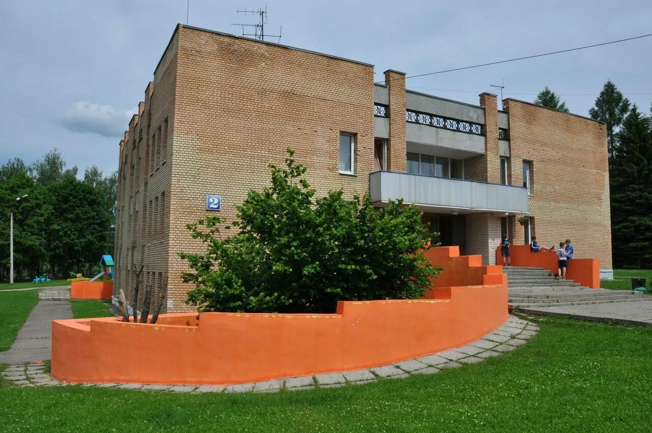 Дол королев. Лагерь Родник Пушкинский район. Дол Родник Пушкинский район. Лагерь Родник Московская область Пушкинский район. Родник Пушкинский район детский лагерь.