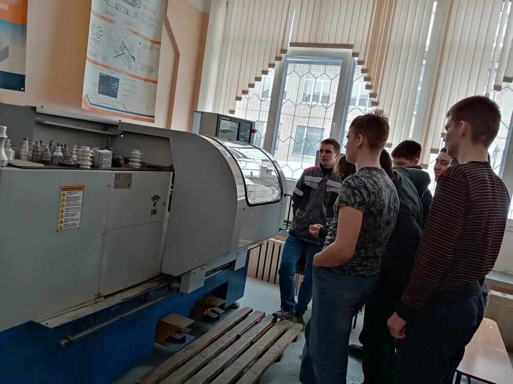 Самарский колледж сервиса производственного оборудования. Колледж сервиса производственного оборудования им золотухина. Колледж сервиса производственного оборудования им золотухина. Скспо в самаре колледж. Колледж сервиса производственного оборудования им золотухина.