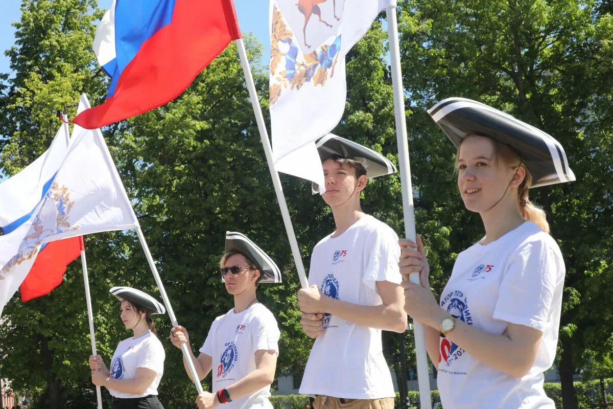 Память минина. С днем России фото. День города Нижний Новгород 2022 Минина. Мероприятия в Нижнем Новгороде. День России Нижний Новгород.