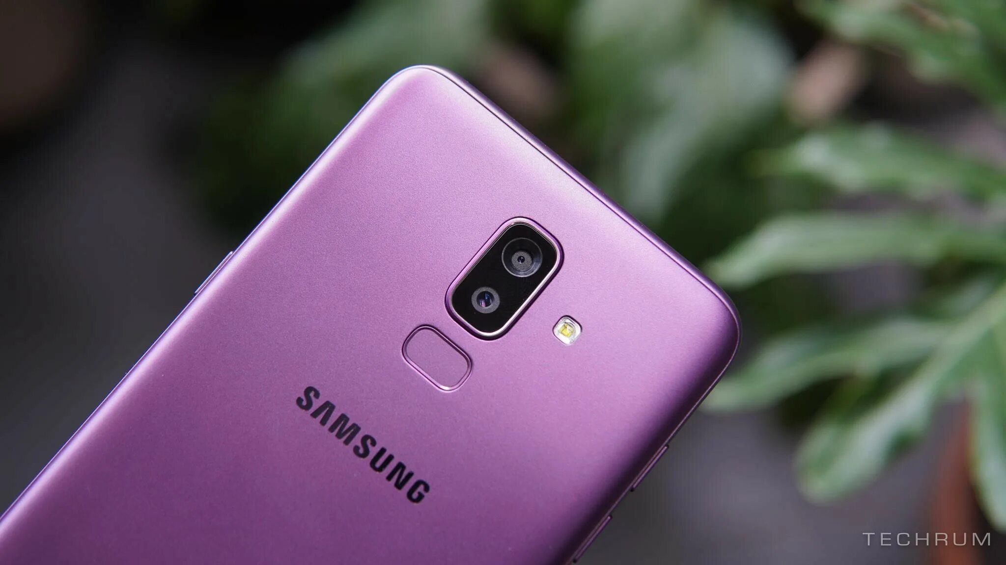 Самсунг 8 спб. Samsung Galaxy j8. Самсунг галакси Джи 8 2018. Самсунг галакси а8 розовый. Samsung j810f.