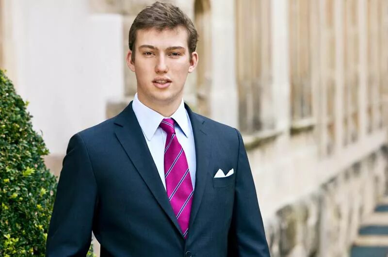 Себастьян люксембургский. Мариано принц диснея. Неженатые принцы. Неженатые принцы. Мариано принц диснея.