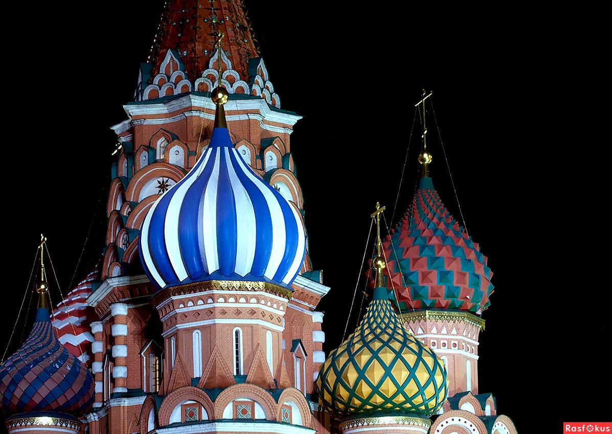 собор блаженного на красной площади. василия блаженного собор московского кремля. василия блаженного 5 букв сканворд. василия блаженного 5 букв сканворд. достопримечательности москвы храм василия блаженного.