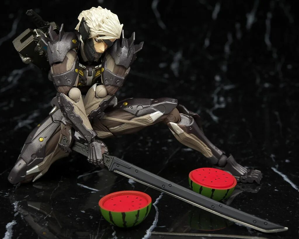Райден фигурка. Райден metal gear rising фигурка. фигурка сёгун райден. metal gear solid revoltech. raiden revoltech yamaguchi no.140 — metal gear rising.