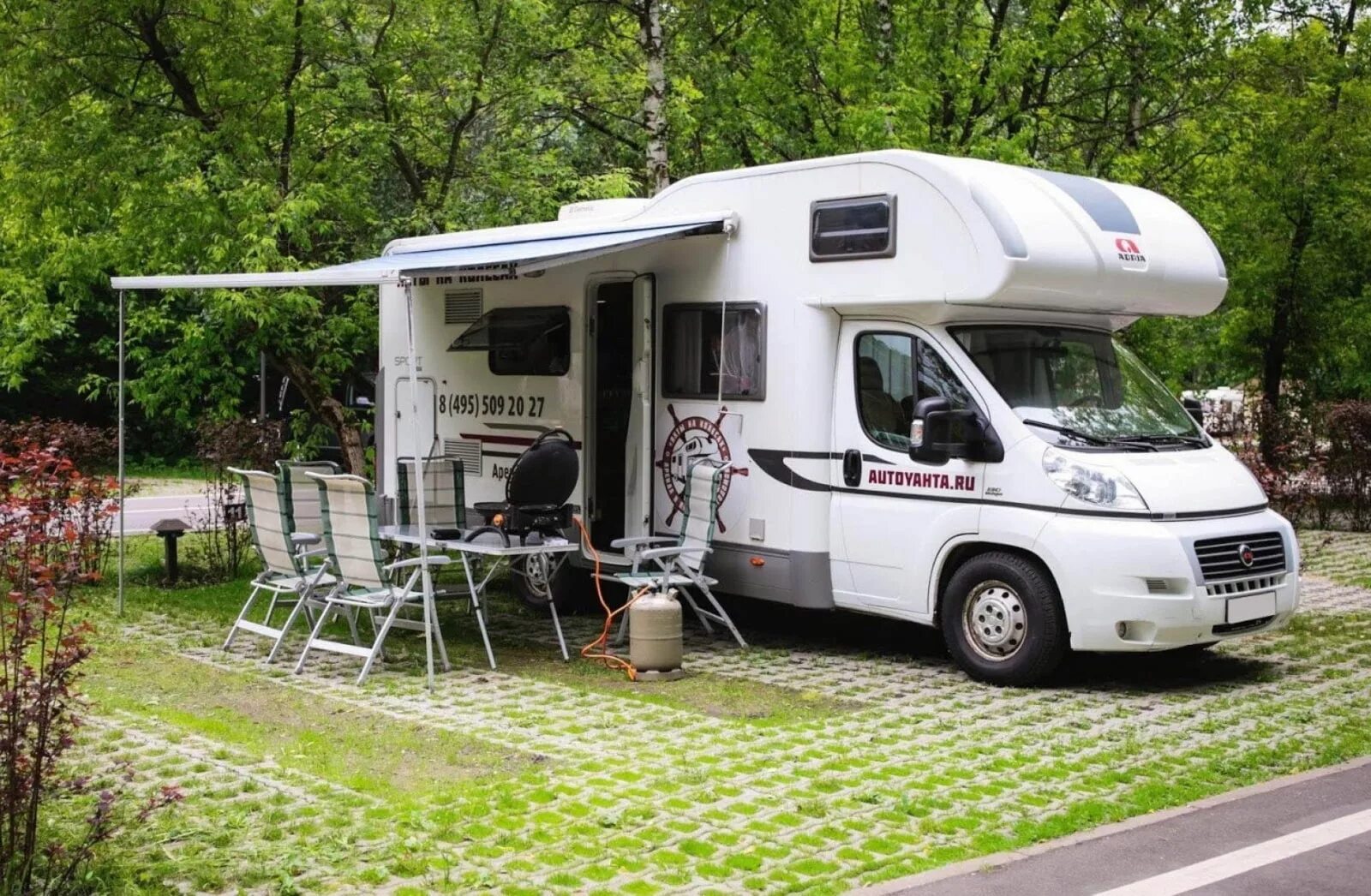 Как называется автодом. Автодом morelo palace 93 mb. camper автодом. ларгус автодом кемпер. автодом motorhome.