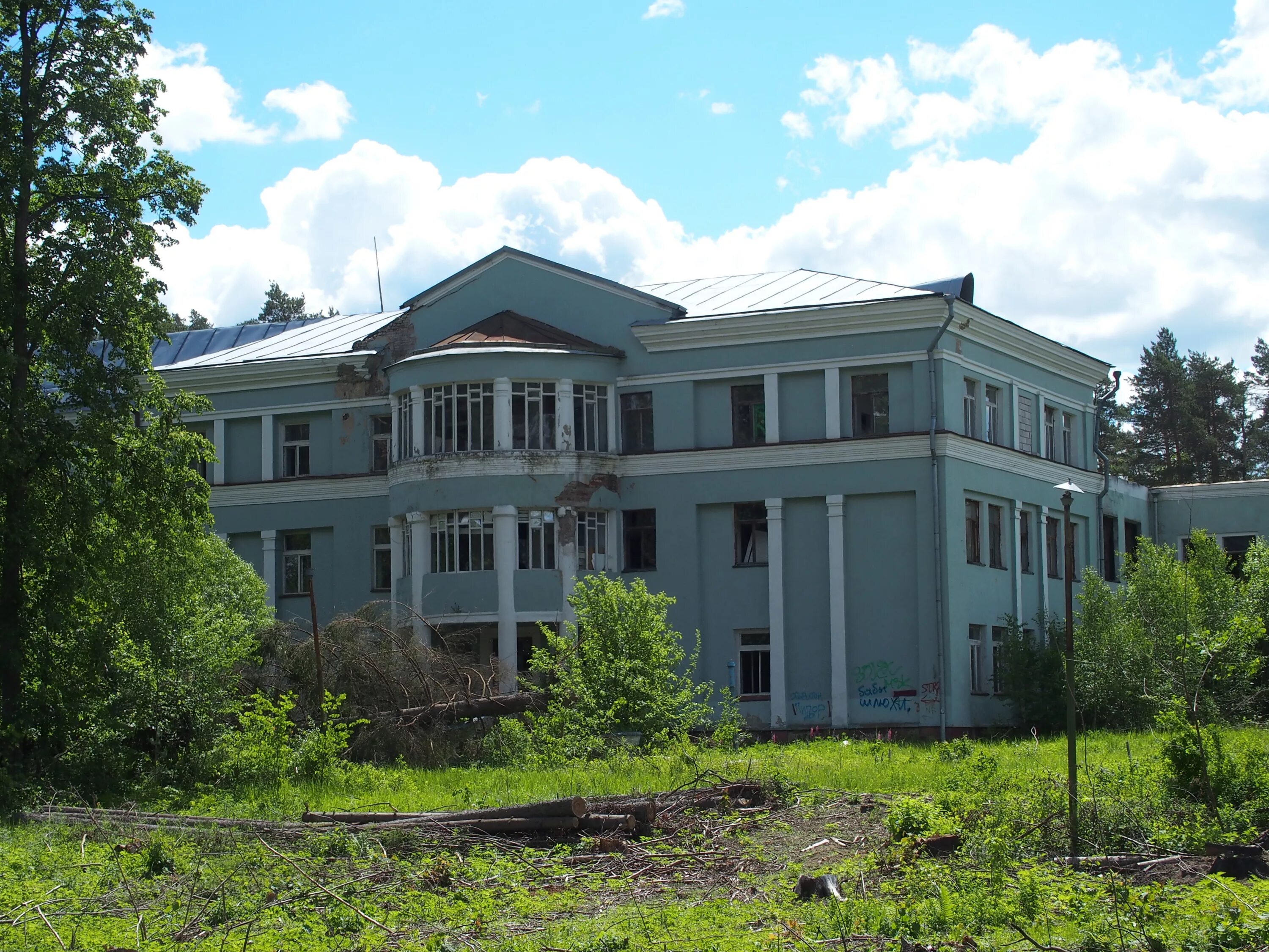 санаторий чкалов самара. заброшенный санаторий имени чкалова. санаторий чкалова. санаторий чкалова. санаторий чкалов самара.