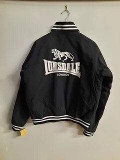 Бомбер lonsdale