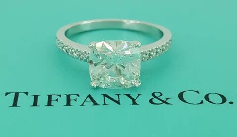 Обручальное кольцо Tiffany & Co Novo Cushion 2,17 карата бриллиант платина G/VVS