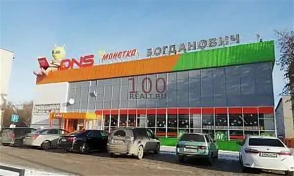 Богданович ул октябрьская. Торговый центр богдановича. тц северный богданович. богданович октябрь.