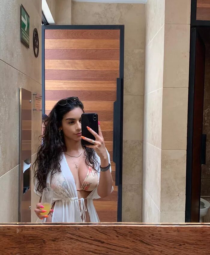 Oliviagoold