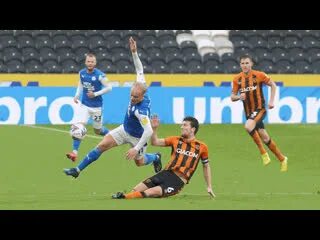 Фк уиган. Peterborough united. Уиган питерборо. Уиган англия. Уиган лондон.