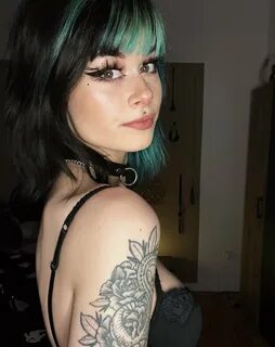 Sallydinosaur
