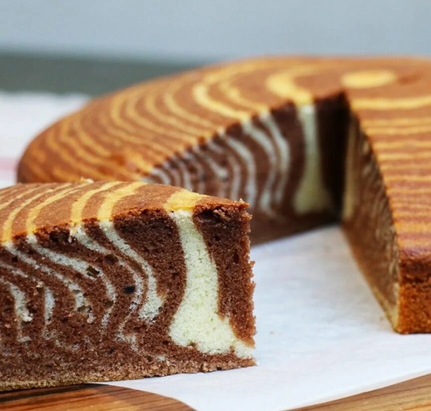 торт зебра домашний. сметанник зебра. манник зебра. торт зебра со сметаной в духовке. торт бисквитный зебра.