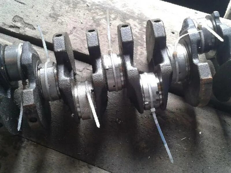 коленвал двигателя ваз 2110. коленвал ваз 1. коленвал ваз ваз 2112 16. 5. снять коленвал ваз 2112 16 клапанов.