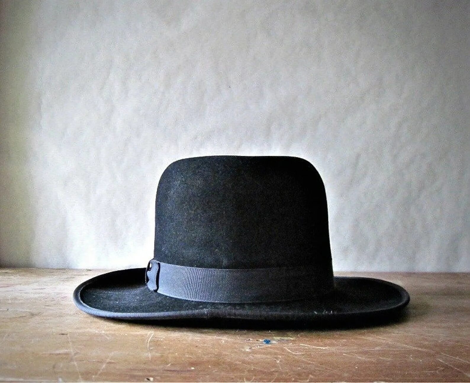 Шляпа меллстроя. Амиши шляпа. Шляпа Джима Корбетта. Шляпы мужские Амиши. Шляпа черная.