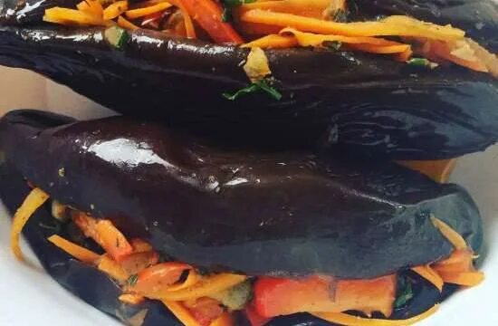 Квашеные баклажаны с овощами. Квашеные баклажаны с овощами