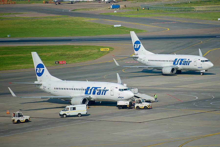 Самолеты авиакомпании ЮТЭЙР. UTAIR ut105. Ra-42418 ЮТЭЙР карго. UTAIR Cargo.