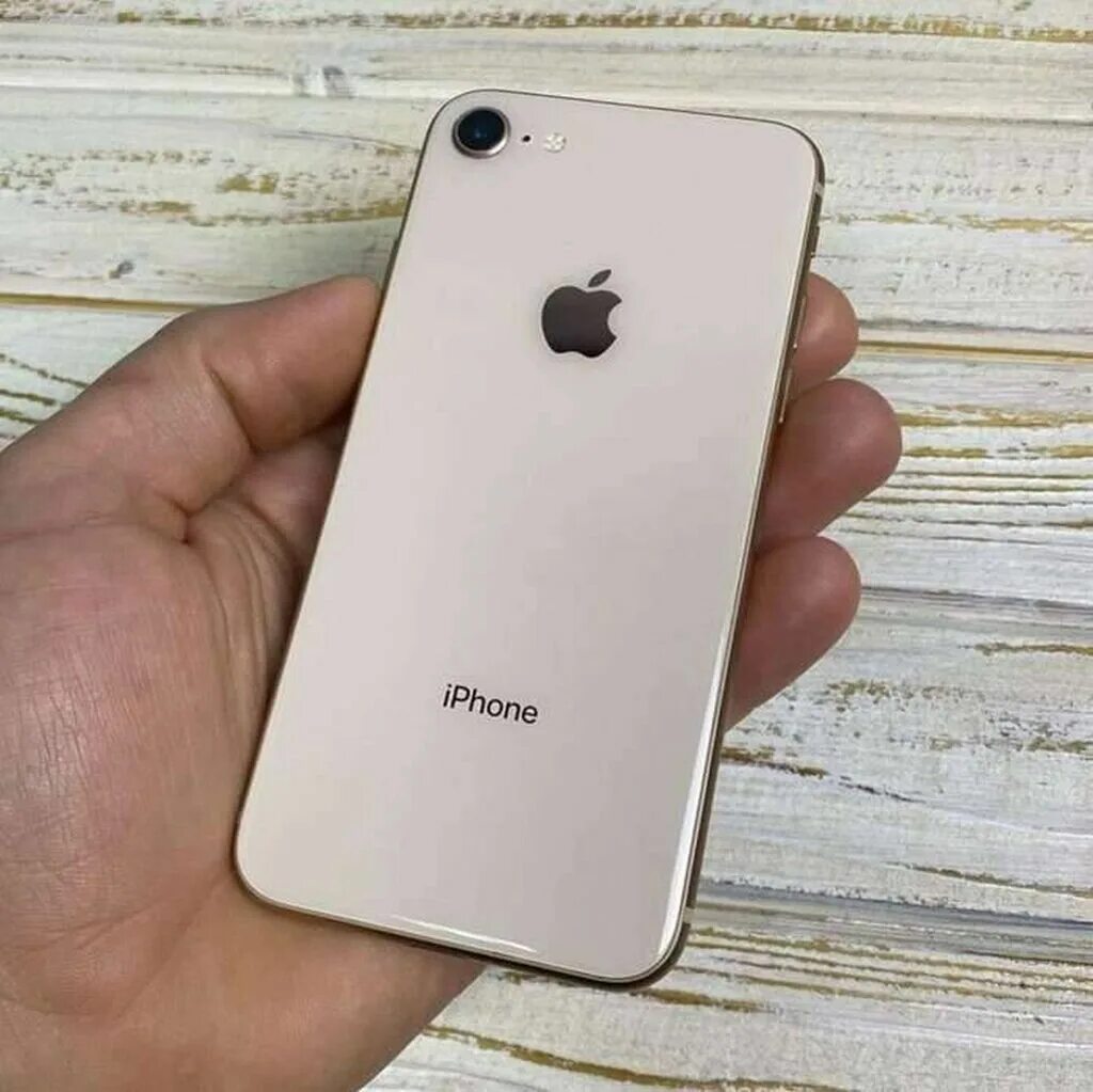 Продать айфон 8. Iphone 8 Gold. Iphone 8 Gold 64gb. Айфон 8 золотой 64 ГБ. Айфон 8 Голд 64 ГБ.