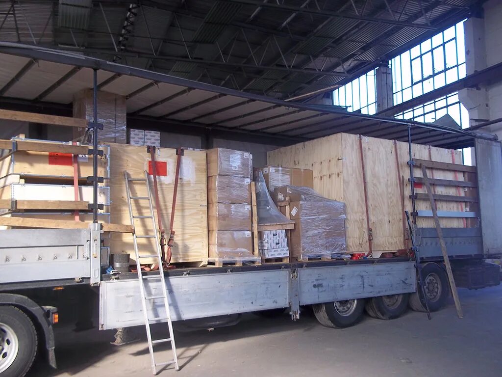Перевозка грузов склад склад