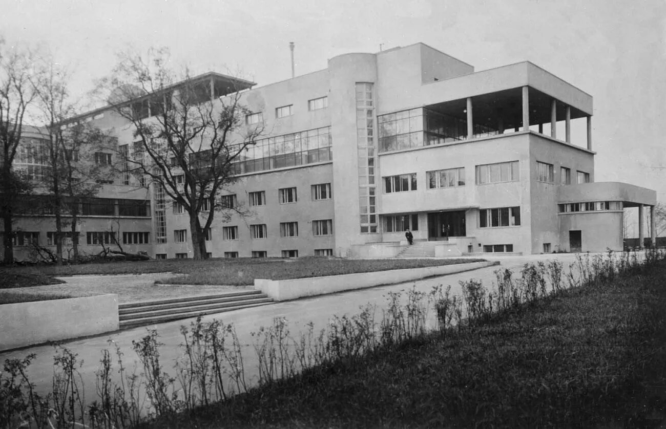 Веснин череповец. Дворец культуры зила братья веснины. дом культуры зил. москва архитекторы: братья веснины. дворец культуры им. лихачева (зила) в москве.