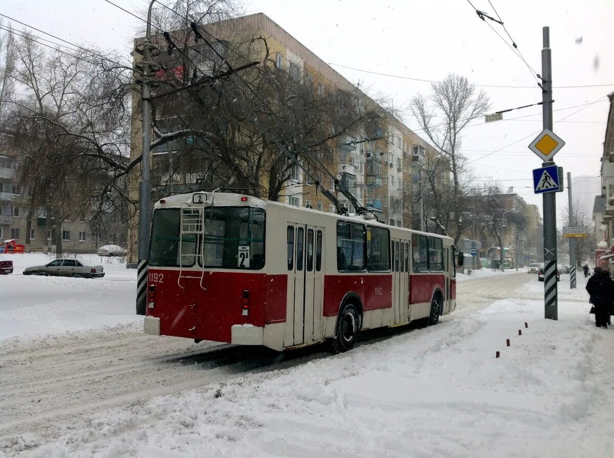 Движение троллейбуса 4