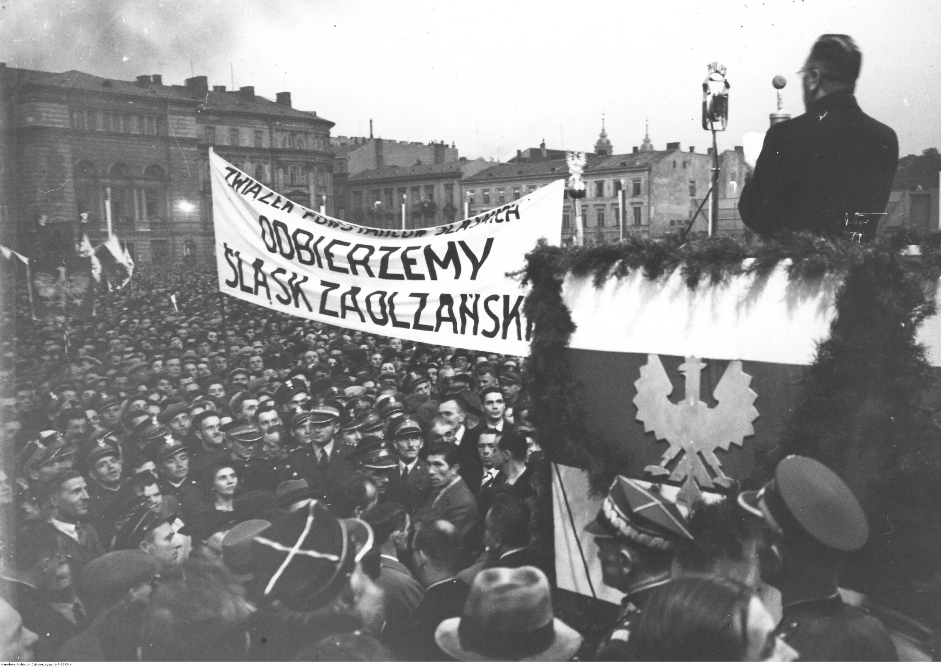 Ультиматум литве. Мария захарова в купальнике видео. Война до 15 ноября путину поставили ультиматум. Литва китай. Литва и россия.