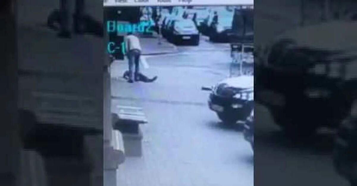 Убийство лаврентьего в киселевске. Самые страшные преступления. Видео с камеры убитого. Видео с камеры убитого. Убийство с камер видеонаблюдения.