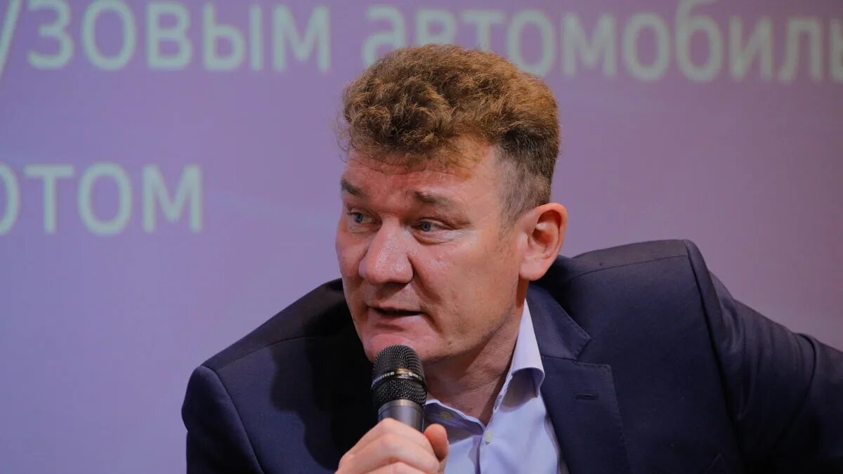Генеральный директор деловые линии мадани. Генеральному директору гк деловые линии. Ващенко кемерово. Транспортная компания генеральный директор. Транспортная компания генеральный директор.