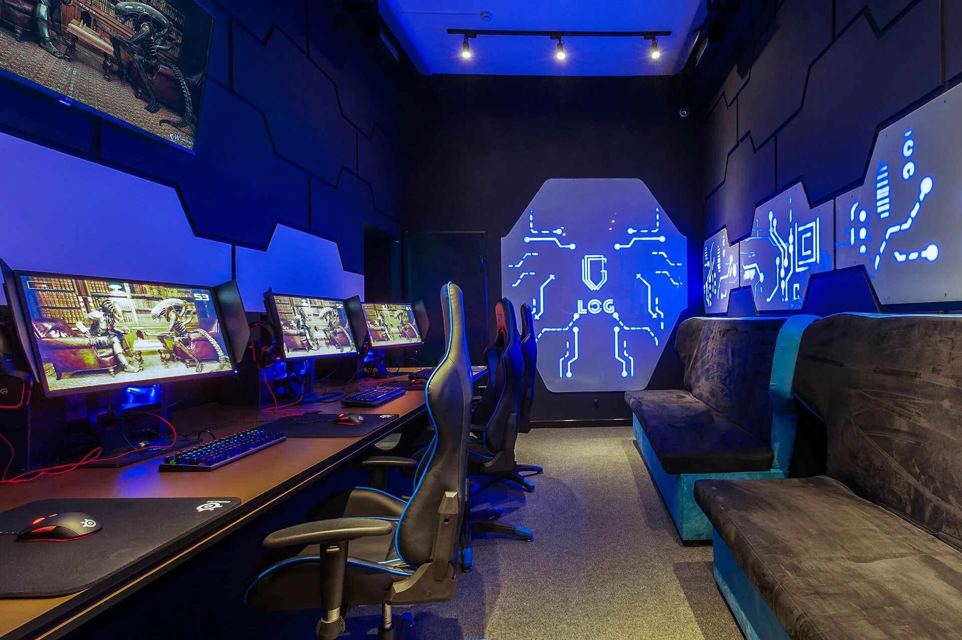 Управляющий компьютерного клуба. Диспетчерский пункт. Университеты для программистов. Компьютер программирование. Инженер компьютерной техники.