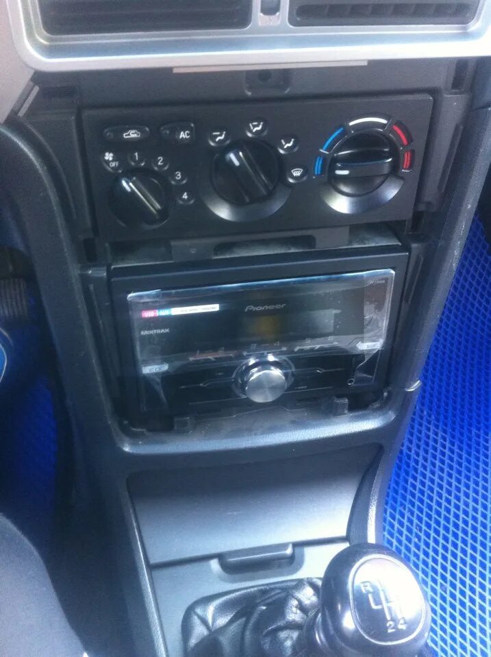 Нексия магнитофоны. Daewoo nexia 2 din магнитола. Штатная магнитола нексия 2. Магнитола 2 din нексия 150. Нексия магнитофоны.