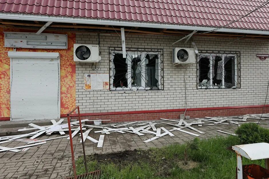 Шебекино белгородская область обстрел сегодня. Обстрелы белгорода 2023. Разрушения в шебекино. Шебекино после обстрела. Шебекино рынок обстрел.