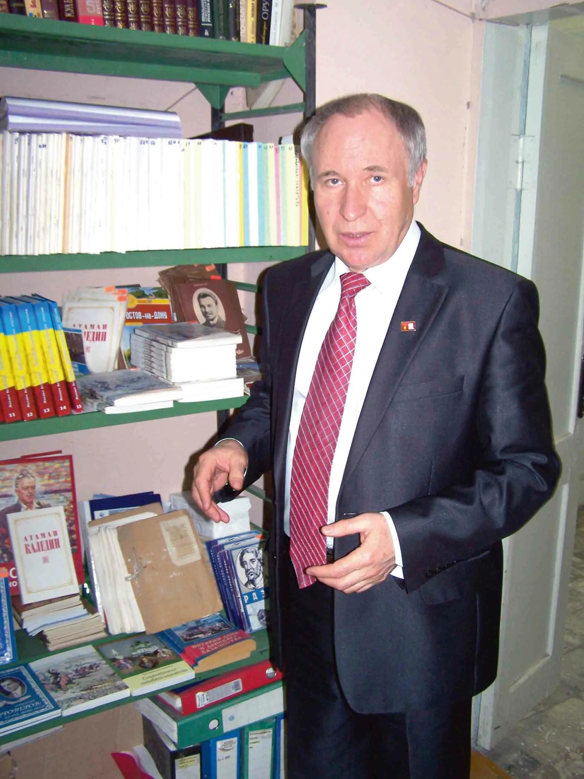 Николай туроверов — поэт, писатель. Астапенко м п. Астапенко м. Астапенко м п. // донские казачьи атаманы.