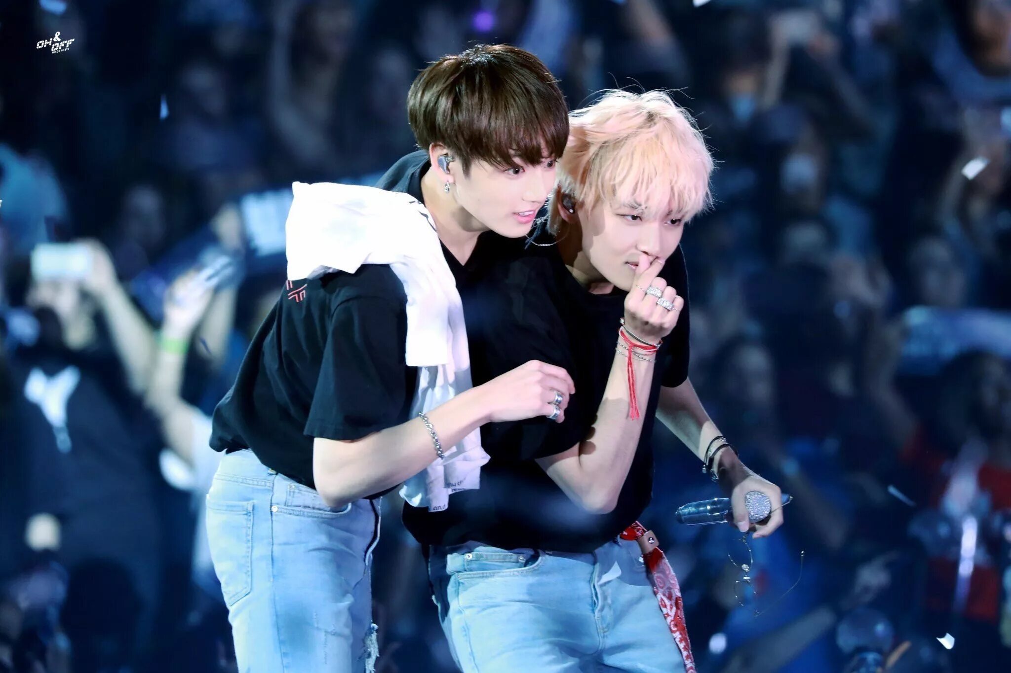 Фф сегодня вигуки. Bts taekook. bts taekook 2018. вигуки bts. вигуки bts 2018.