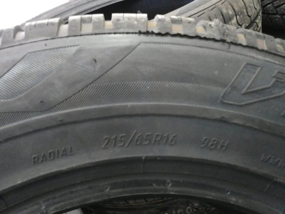 Год резины виатти. Год резины виатти. Viatti strada asimmetrico дата выпуска. Резина viatti год выпуска. Дата выпуска на шинах виатти.