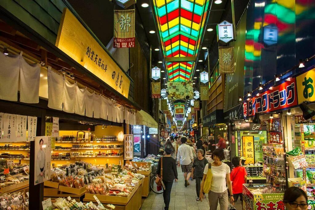 Чтобы уступить рынок японским. Рынок нисики. рынки киото. kyoto nishiki market japan. киото продуктовый рынок нисики.