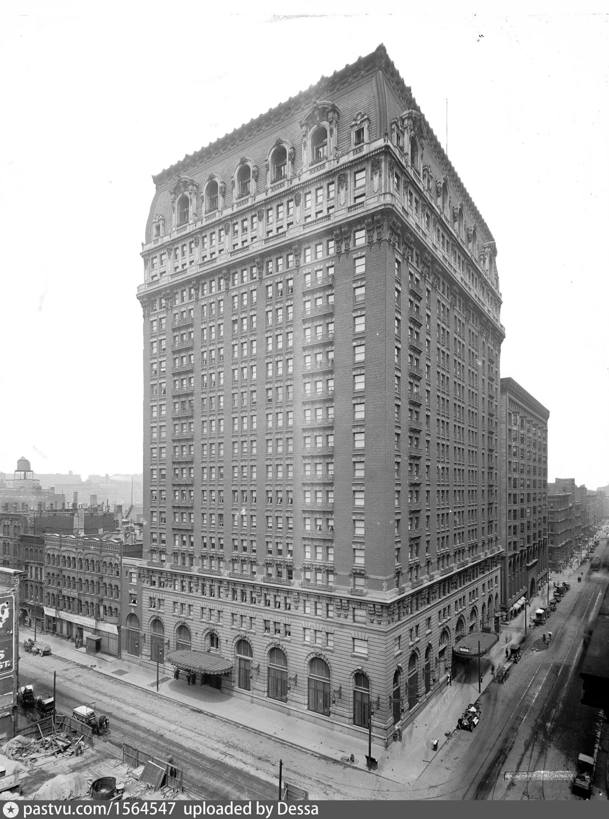 Первые высотные здания. Первый небоскреб в Чикаго 1885. Хоум Иншуранс Билдинг в Чикаго Архитектор. Здание страховой компании в Чикаго 1885. Чикаго 1910.