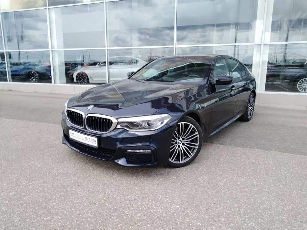 Bmw 5 series g30 black. Бмв 530d g30. Bmw 520d g30. Bmw 540i xdrive g30. Bmw 5 g30.