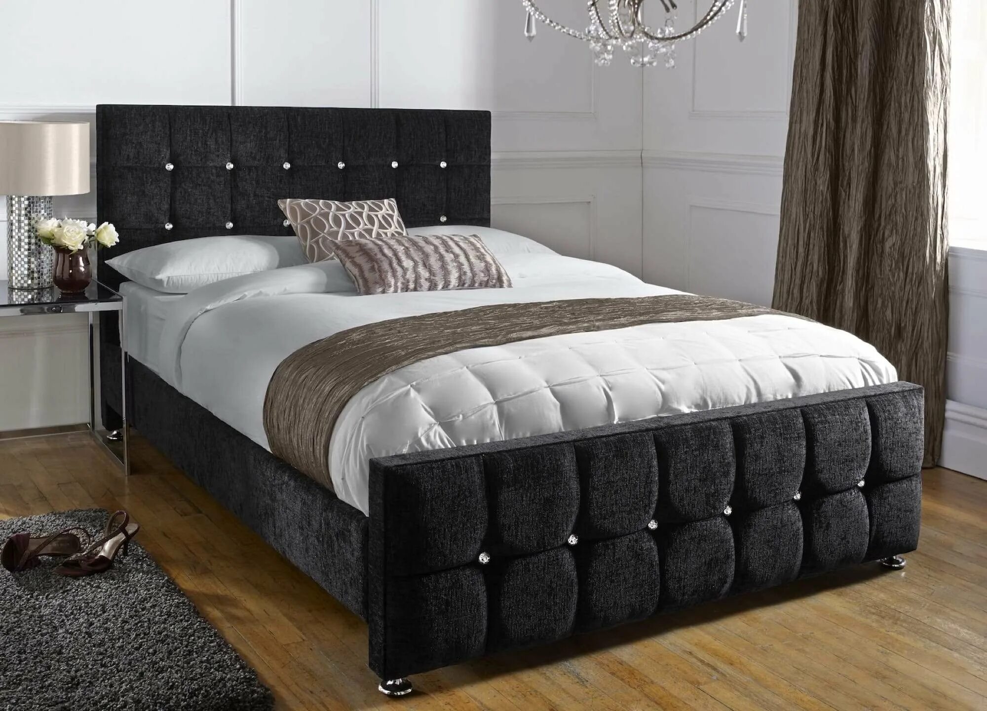 Купить кровать мягкая обивка. Кровать Baldwin Lounge Corner Upholstered Bed 220. Кровать из велюра. Изголовье кровати из велюра. Кровать велюровая обивка.