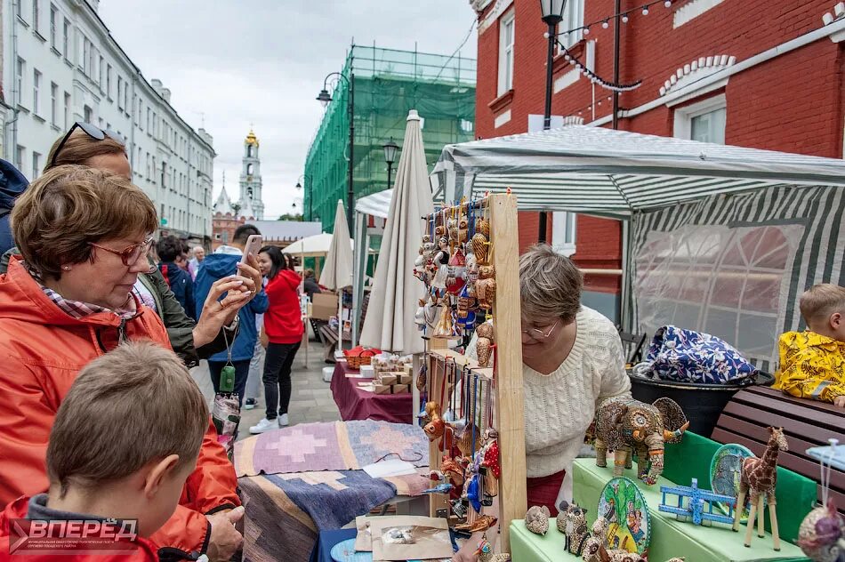 Посад развлечения. Трикотажка Сергиев Посад. Трикотажка place, Сергиев Посад. Трикотажка фест. Гастрономический фестиваль день варенья.